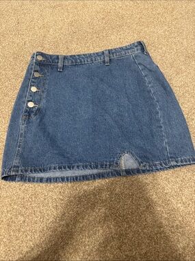 SHEIN Classic Blue Denim Mini Skirt with Side Buttons Size M